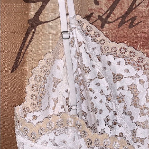 Victoria’s Secret Sz Small White Lace Romper VNTG - Picture 5 of 6